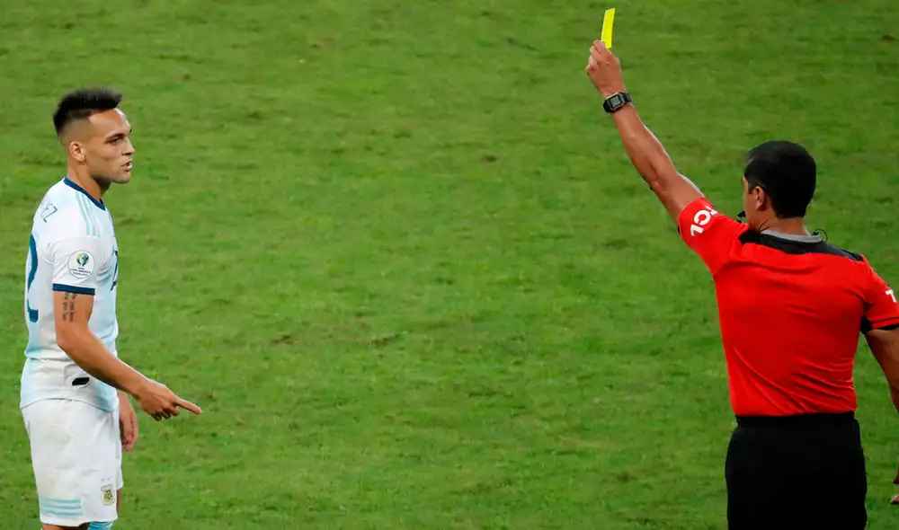 Periodista argentino criticó al árbitro del Argentina vs. Brasil: “Fue vergonzoso" [VIDEO]
