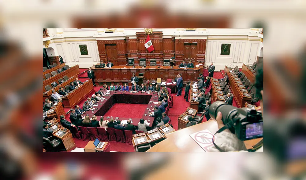 Intención. Comisión Permanente quiere contar con más grupos afines, como Contigo, Acción Republicana y Cambio 21. (Foto: A. Mejía)