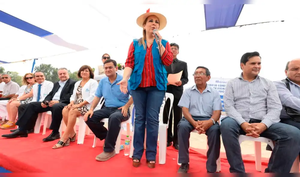 Autoridades se comprometieron a la ejecución de las obras. Autoridades se comprometieron a la ejecución de las obras.