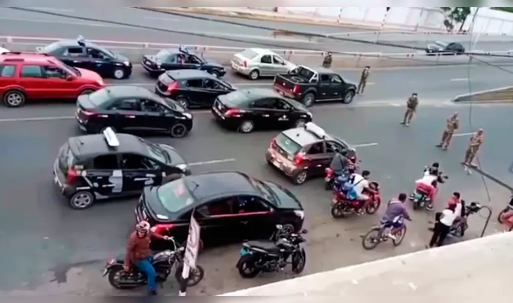 Trujillo: personal del Ejército impiden pase de conductores.