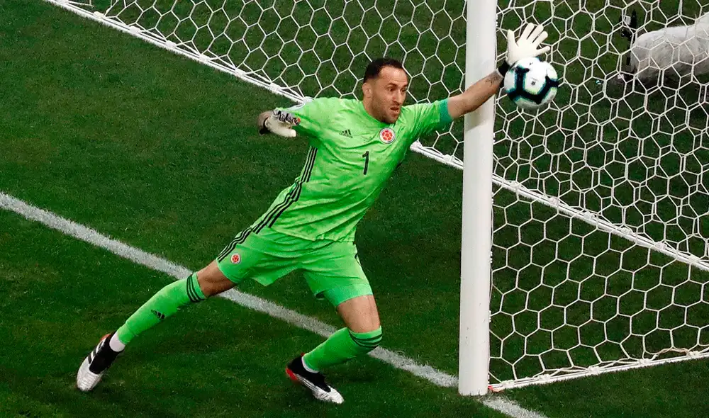 David Ospina salvó a Colombia del primer gol de gol de Chile con dos sensacionales atajadas. | Foto: EFE