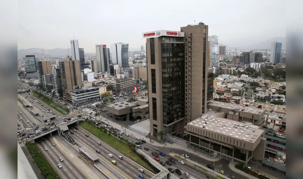 “Hay privatización encubierta de Petroperú”, dicen economistas “Hay privatización encubierta de Petroperú”, dicen economistas