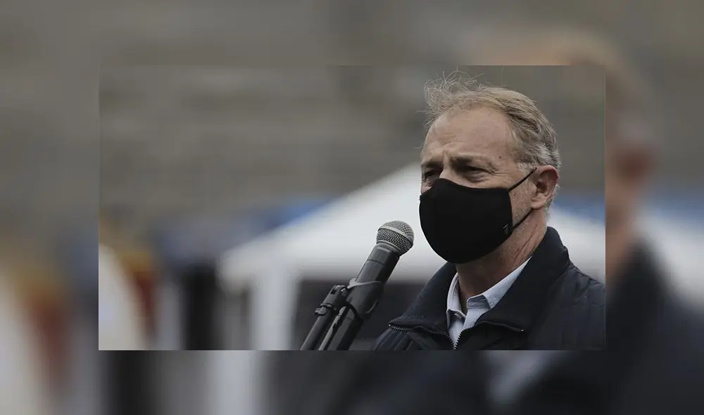 El alcalde Muñoz manifestó que la interpelación a la titular del MEF es parte de la democracia.. Foto: Jorge Cerdan/Grupo La República. El alcalde Muñoz manifestó que la interpelación a la titular del MEF es parte de la democracia.. Foto: Jorge Cerdan/Grupo La República.