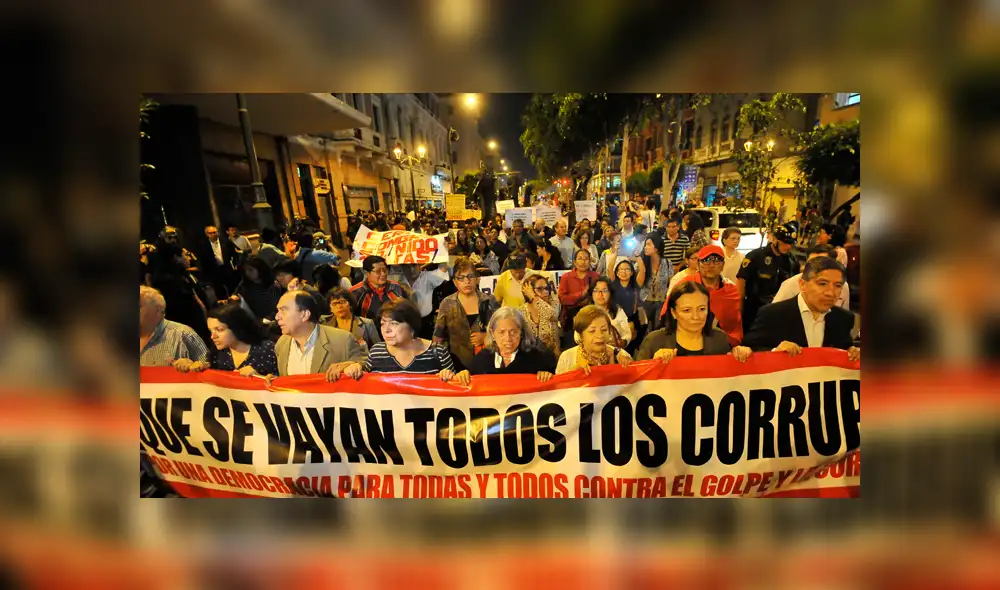 Convocan a marcha a favor del cierre del Congreso [VIDEO]