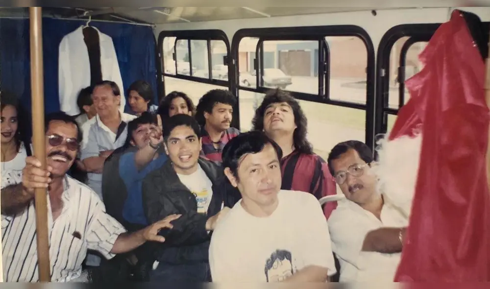 Jorge Benavides añora a su fallecido hermano con fotografía inédita junto a su elenco