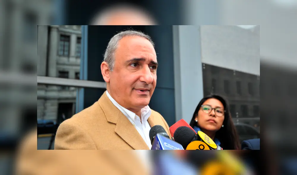 Alex Kouri fue internado en clínica local por problemas cardíacos