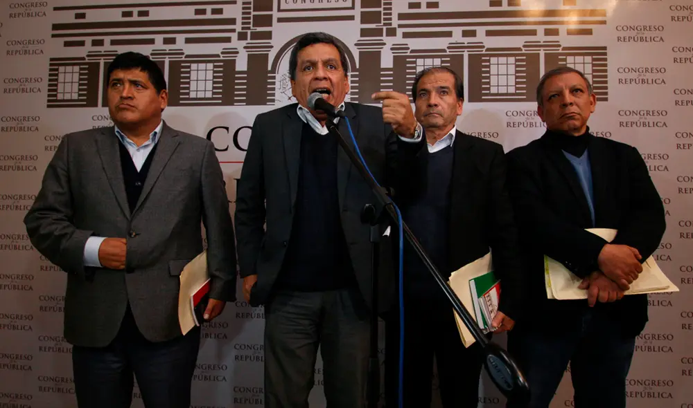 La bancada cuestionó severamente el pronunciamiento de Pedro Olaechea. Foto: La República. La bancada cuestionó severamente el pronunciamiento de Pedro Olaechea. Foto: La República.