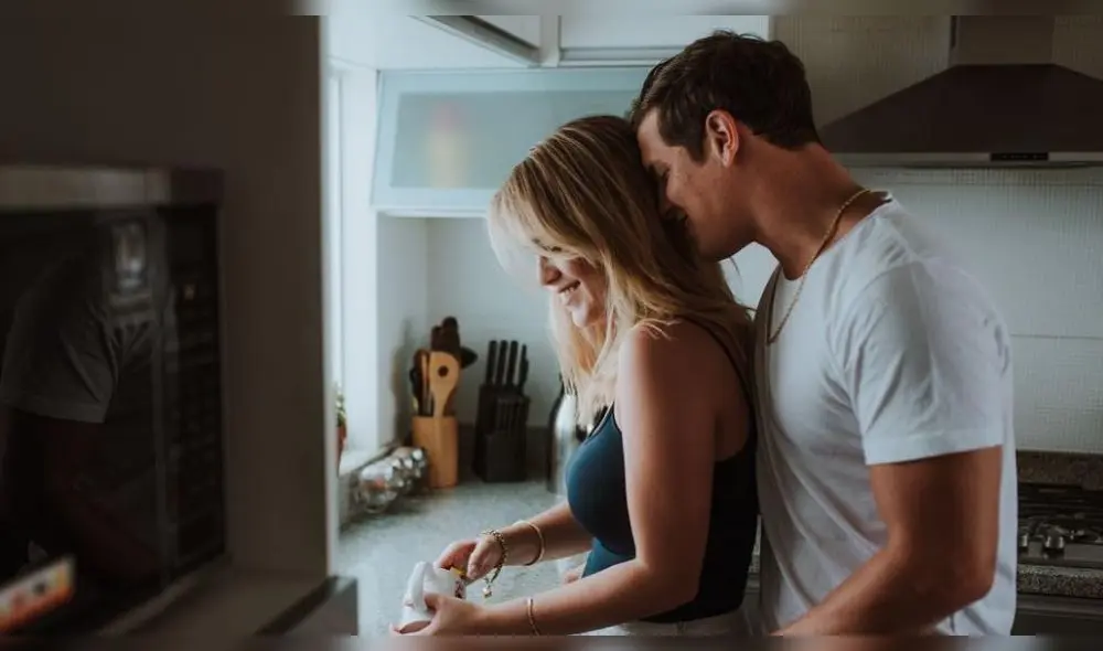 Mariana Vértiz olvida a Gino Pesaressi con nuevo galán [VIDEO] 