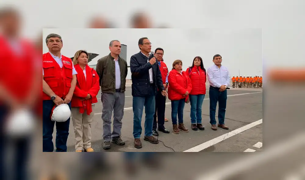 Martín Vizcarra viajó con ministros a zonas afectadas por el sismo