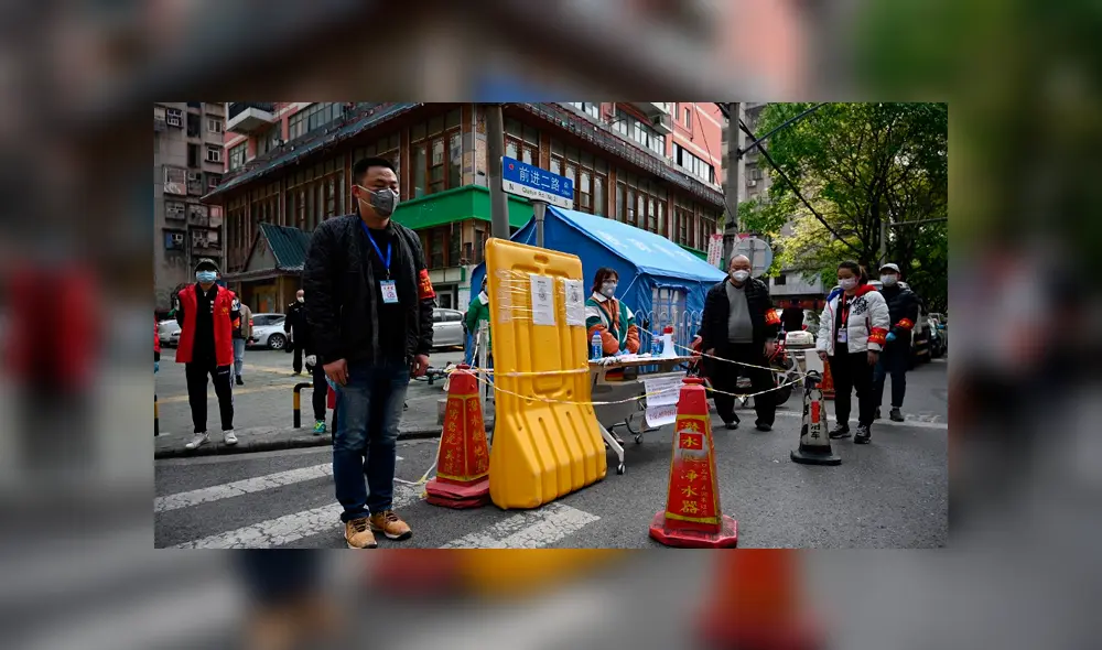 China guardó tres minutos de silencio por las víctimas y “mártires” del coronavirus [VIDEO Y FOTOS] 