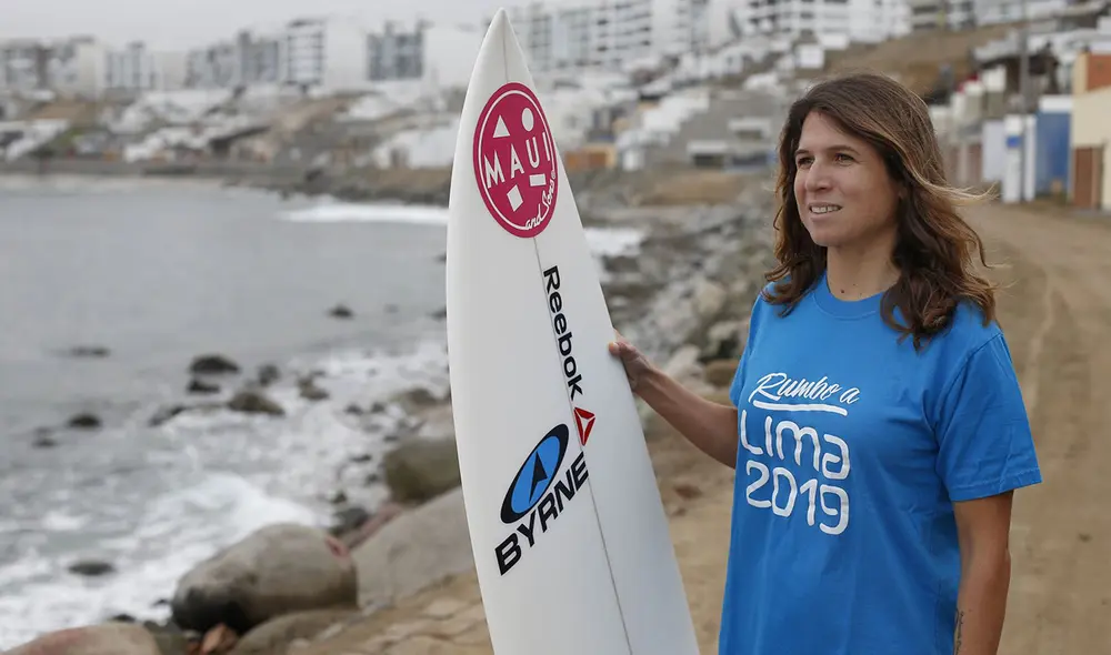 Rumbo a Tokio 2020. Sofía Mulánovich obtuvo su tercer título mundial en año pasado en Japón y ahora esta cada vez más cerca de los Juegos Olímpicos. Foto: Andina