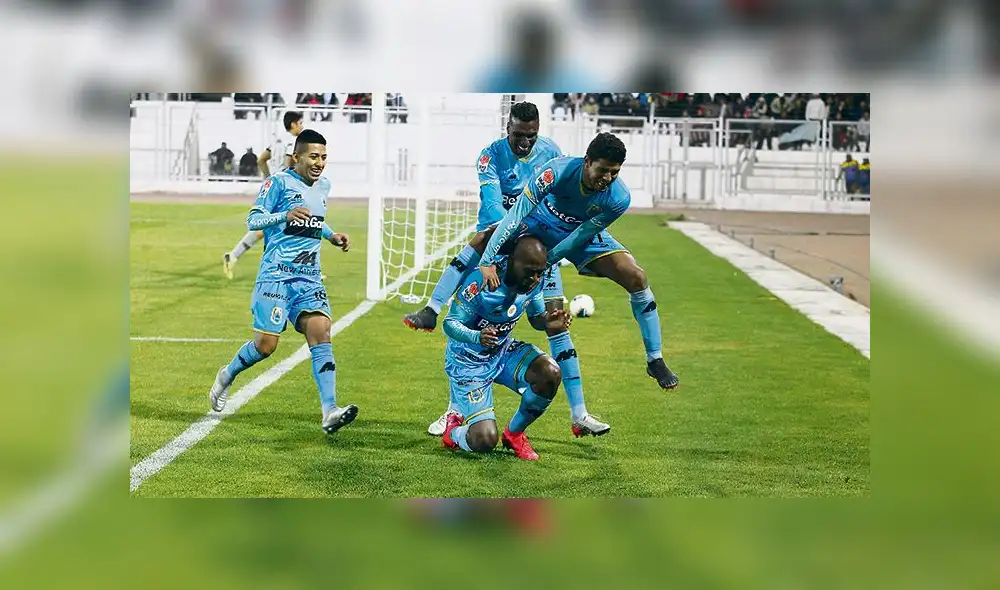 festejo. Buscó y buscó el gol hasta que Leudo anotó el primero de la noche y luego vio la roja. festejo. Buscó y buscó el gol hasta que Leudo anotó el primero de la noche y luego vio la roja.