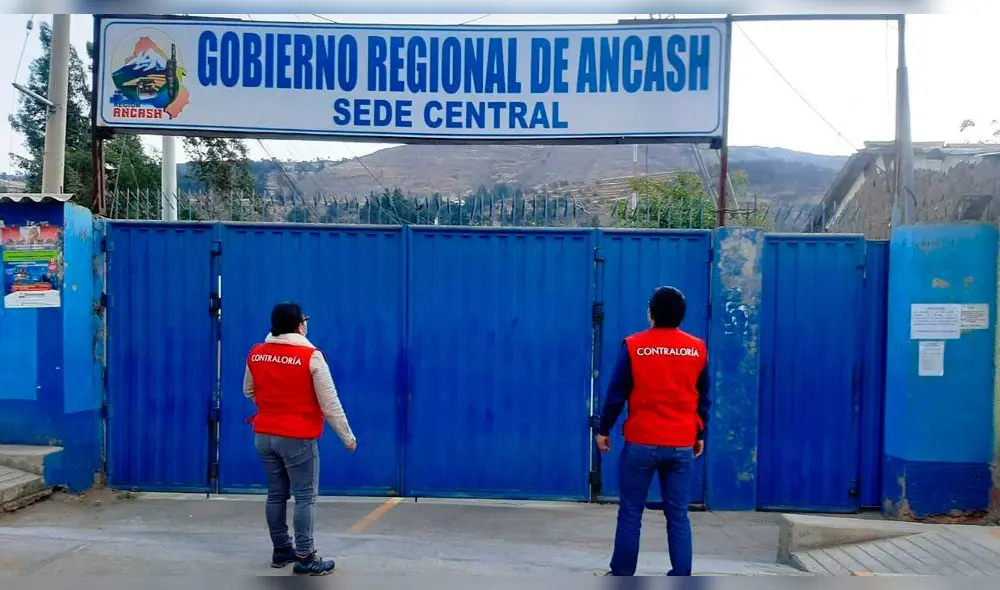 Auditores de la Contraloría en el Gobierno Regiona de Áncash Auditores de la Contraloría en el Gobierno Regiona de Áncash