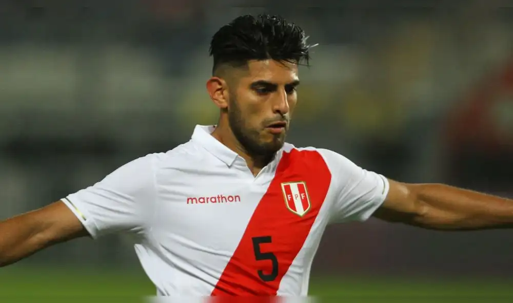 Carlos Zambrano integrante de la Selección Peruana Carlos Zambrano integrante de la Selección Peruana