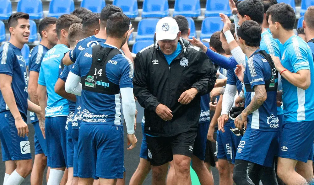 Juan Reynoso mostró su interés por dirigir a la selección peruana cuando termine su paso por la Liga MX de México. | Foto: @ClubPueblaMX Juan Reynoso mostró su interés por dirigir a la selección peruana cuando termine su paso por la Liga MX de México. | Foto: @ClubPueblaMX