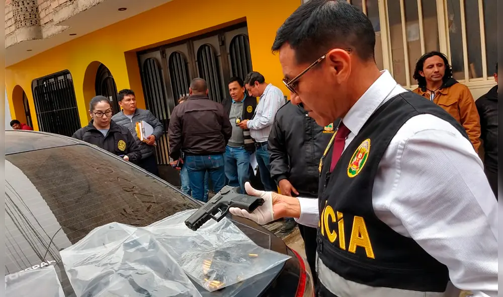 En total la Policía detuvo a siete personas.