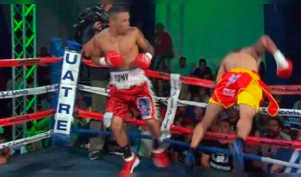 YouTube Viral: Boxeador se cae del ring, vuelve a la lucha pero abandona [VIDEO]