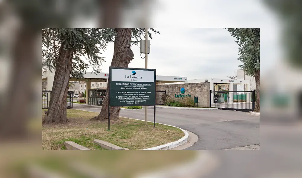 Ponen al descubierto que 20 mansiones robaban luz dentro de exclusivo barrio de famosos Ponen al descubierto que 20 mansiones robaban luz dentro de exclusivo barrio de famosos