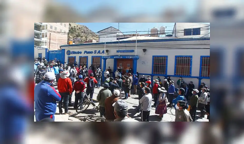 Rechazo. Pobladores de Puno cuestionan tarifas que Electro Puno les pretende cobrar. Rechazo. Pobladores de Puno cuestionan tarifas que Electro Puno les pretende cobrar.