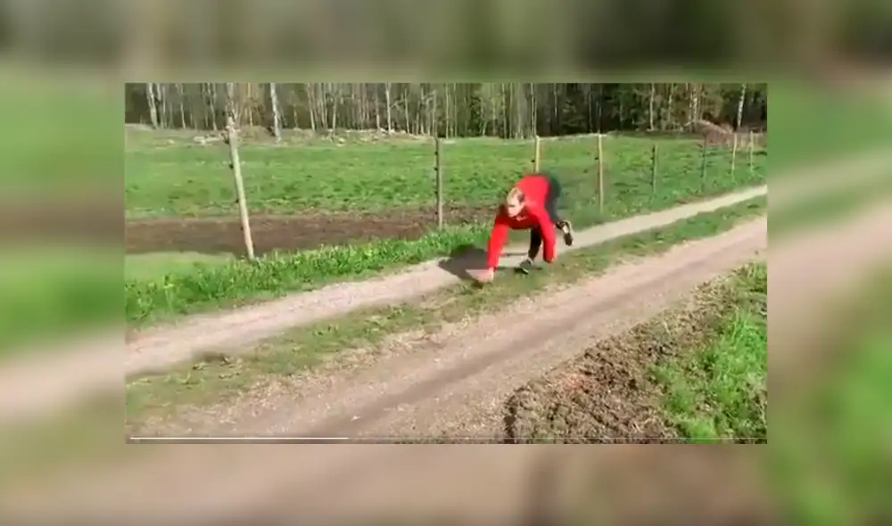 YouTube viral: Chica dice ser un caballo y hace esto para demostrarlo [VIDEO]