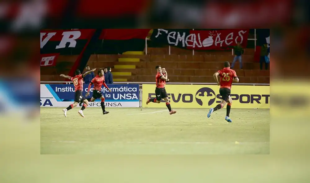“Gauchos” le dieron el triunfo a Melgar sobre Universitario en Arequipa “Gauchos” le dieron el triunfo a Melgar sobre Universitario en Arequipa