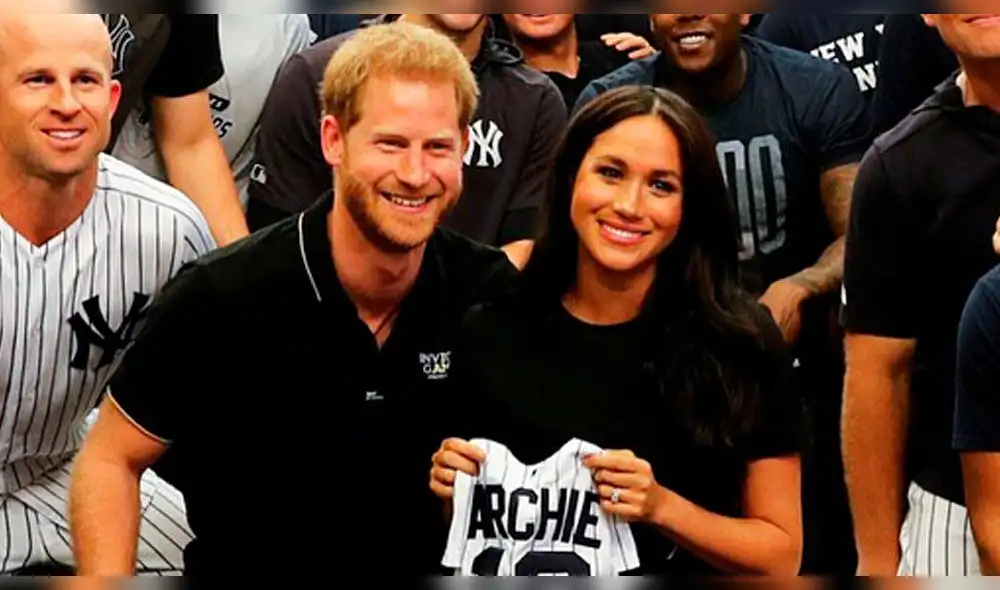 Meghan Markle y el príncipe Harry son recibidos entre aplausos y abucheos en Londres. Foto: Instagram