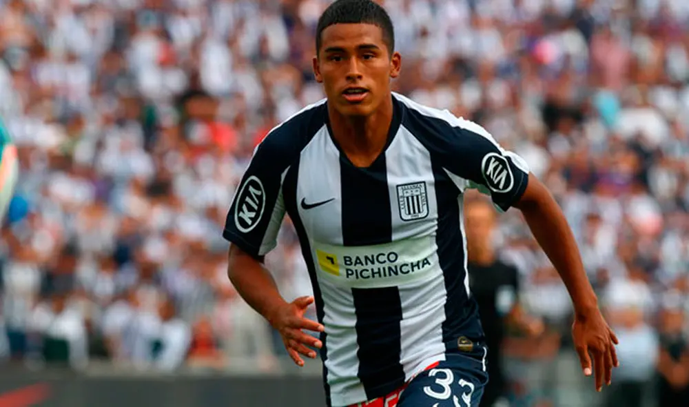 El Manchester City le pagó por 2.8 millones de dólares a Alianza Lima por Kluiverth Aguilar. | Foto: @ClubALoficial