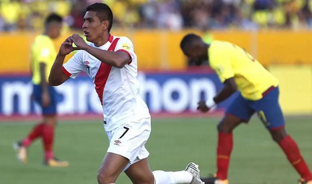 Paolo Hurtado marcó el segundo gol en el triunfo 2-1 de Perú sobre Ecuador. Foto: AFP.