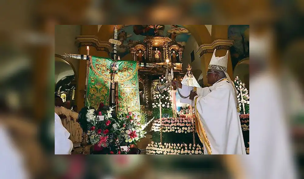 Papa Francisco en Perú: Cruz de Motupe y Divino Niño del Milagro llegaron a Trujillo Papa Francisco en Perú: Cruz de Motupe y Divino Niño del Milagro llegaron a Trujillo