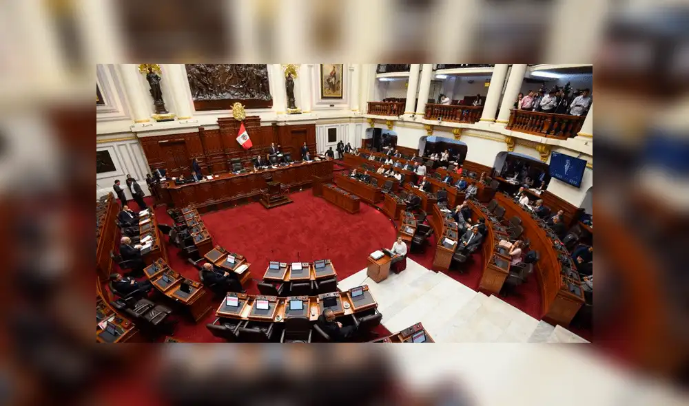 Pleno decidió suspender a Maria Elena Foronda por 120 días