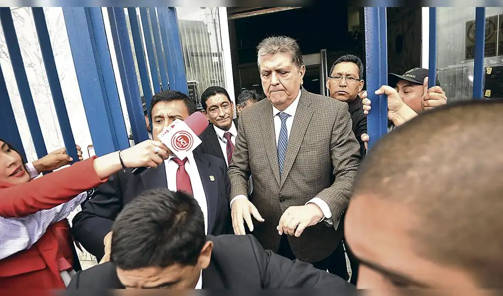 Alan se queda 18 meses; fiscal dice que ahora sí será investigado