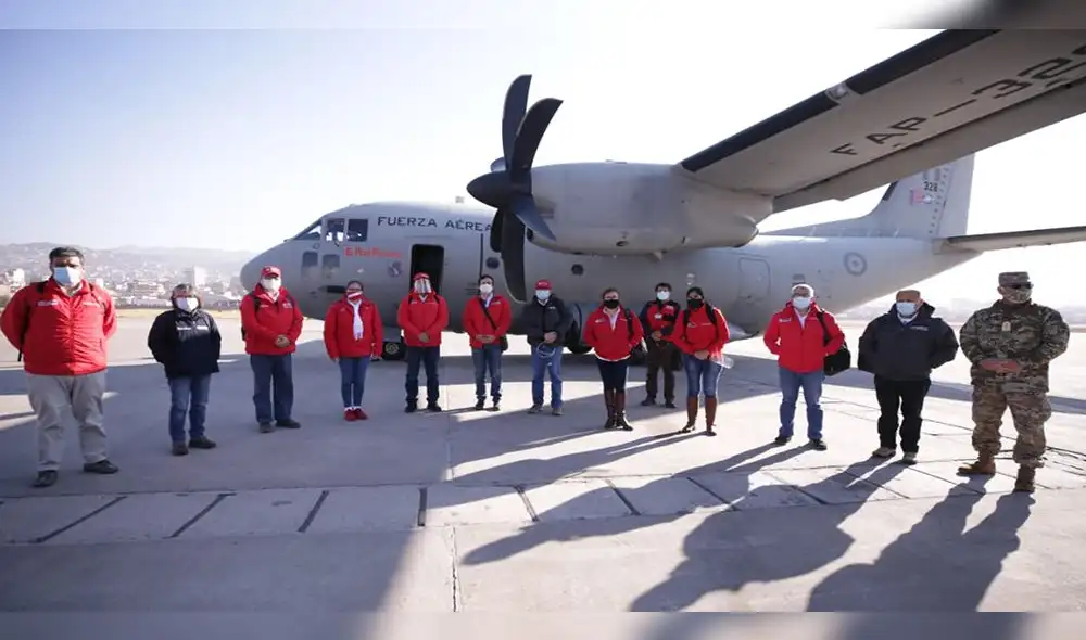 Comitiva de ministros arribó a Cusco esta mañana para abordar la problemática social. Comitiva de ministros arribó a Cusco esta mañana para abordar la problemática social.