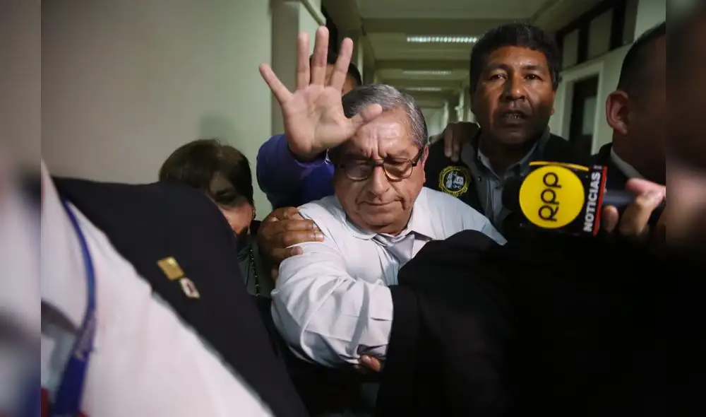 Ordenan 18 meses de prisión preventiva contra exconsejero Julio Gutiérrez Ordenan 18 meses de prisión preventiva contra exconsejero Julio Gutiérrez