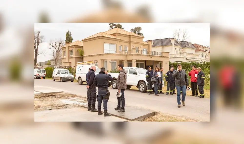 Argentina: policía descubre 20 mansiones robando luz en un barrio exclusivo de Buenos Aires Argentina: policía descubre 20 mansiones robando luz en un barrio exclusivo de Buenos Aires