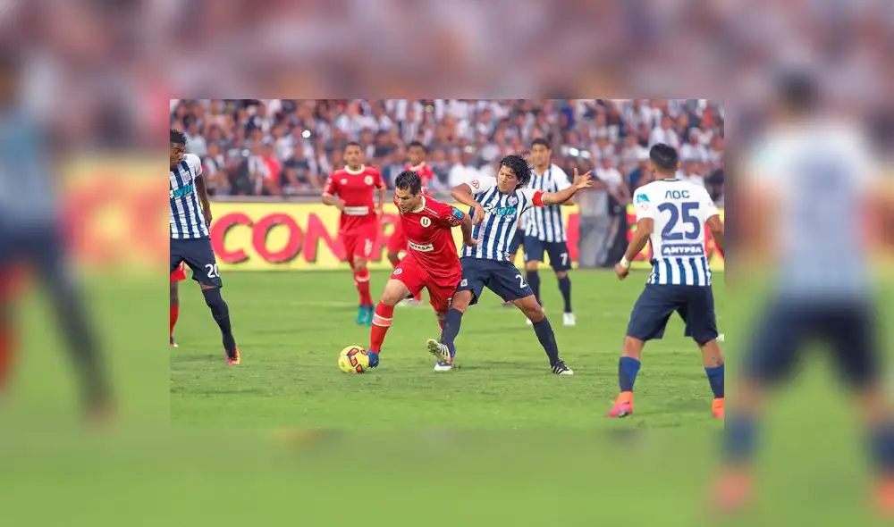 ESPN confundió escudo de Alianza Lima durante el resumen del clásico | VIDEO ESPN confundió escudo de Alianza Lima durante el resumen del clásico | VIDEO