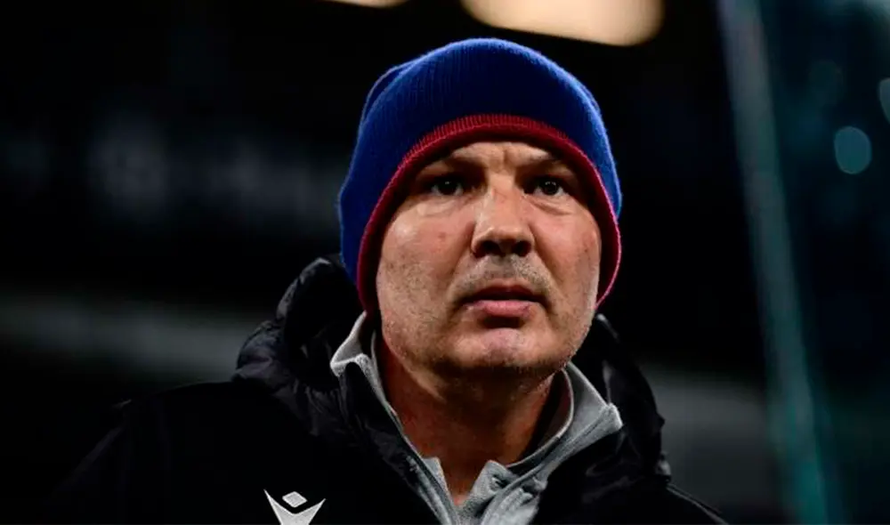 Sinisa Mihajovic, de 50 años, se mostró optimista ante la emergencia pese a que su propia situación. Foto: AFP Sinisa Mihajovic, de 50 años, se mostró optimista ante la emergencia pese a que su propia situación. Foto: AFP