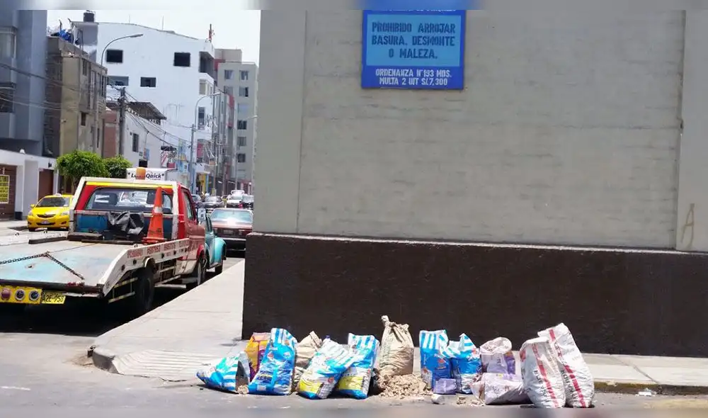 Surquillo: arrojan basura en lugares prohibidos