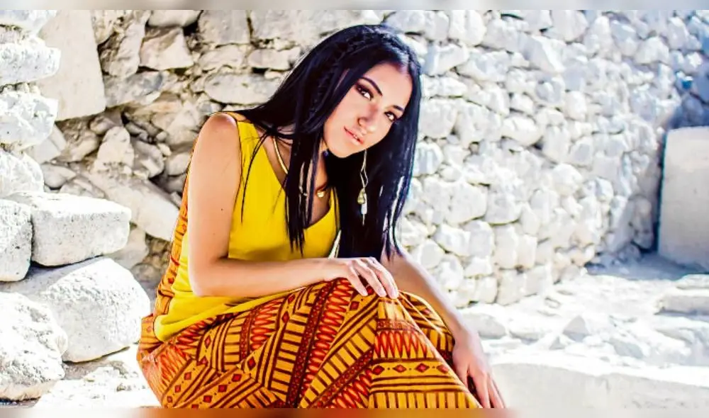 Renata Flores es una de las jóvenes latinoamericanas que expresaron sus voces de esperanza a través de un artículo en la revista Vogue. | Foto: Difusión