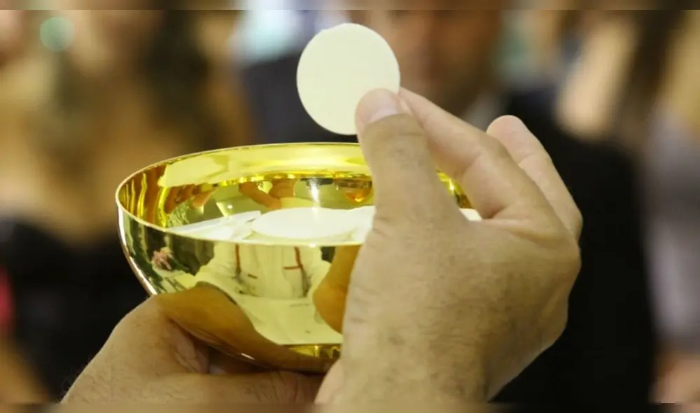 Trujillo: iglesia dispone entrega de hostias en las manos de fieles para evitar expansión del coronavirus Trujillo: iglesia dispone entrega de hostias en las manos de fieles para evitar expansión del coronavirus