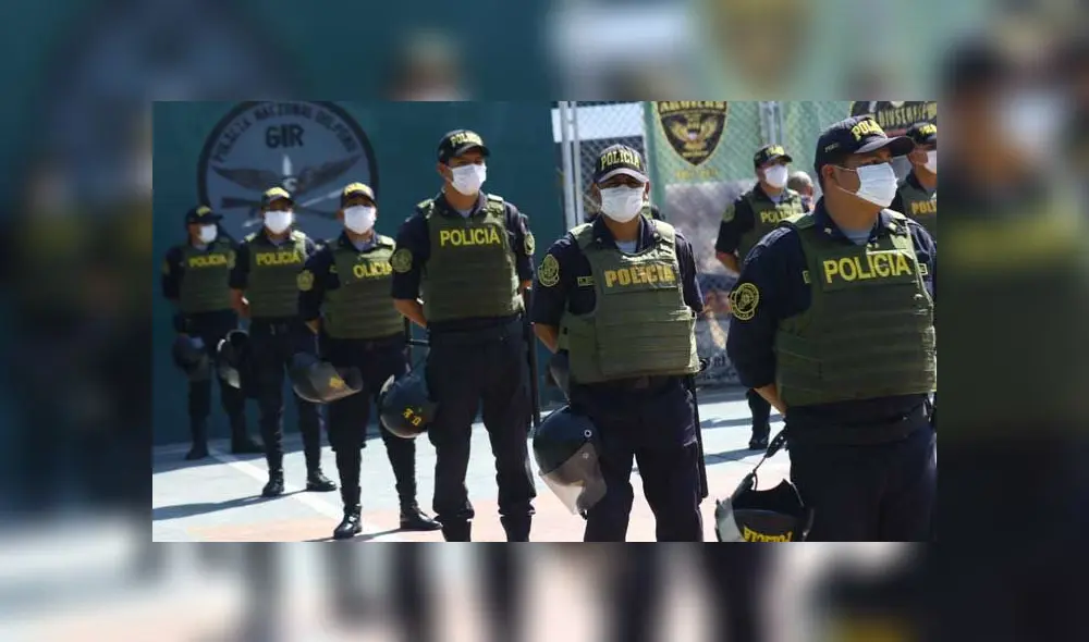 Policía Nacional del Perú. Créditos: La República. Policía Nacional del Perú. Créditos: La República.