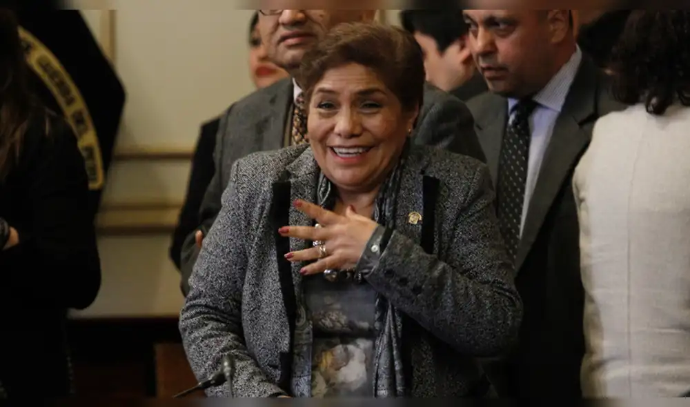 Salgado: ¿Qué quieren? ¿Que trabajemos en las noches y en las madrugadas? Salgado: ¿Qué quieren? ¿Que trabajemos en las noches y en las madrugadas?