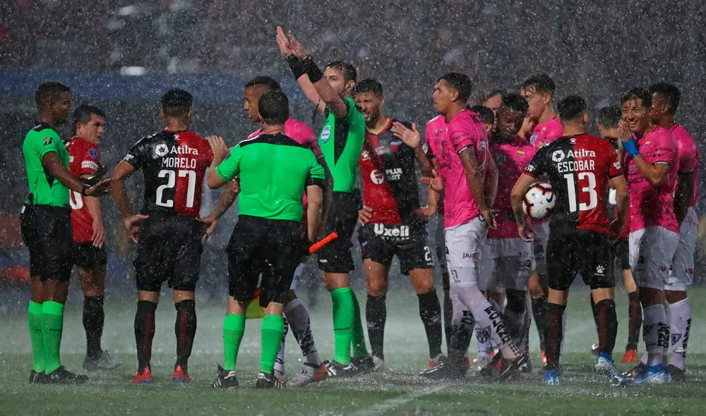 Colón vs. Independiente del Valle Colón vs. Independiente del Valle