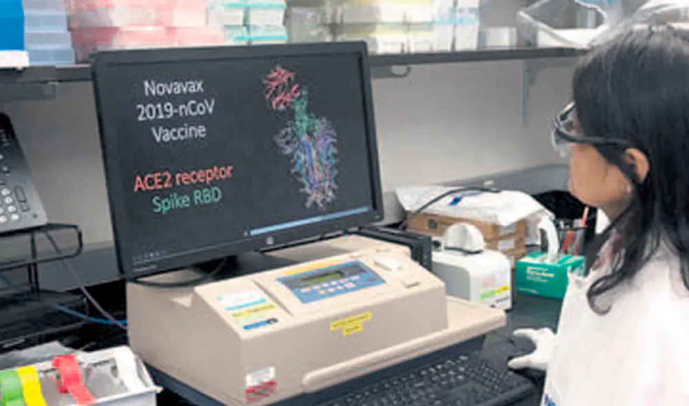 Ensayo.  Desde el 16 de marzo Moderna comenzó a experimentar en voluntarios. Foto: AFP.