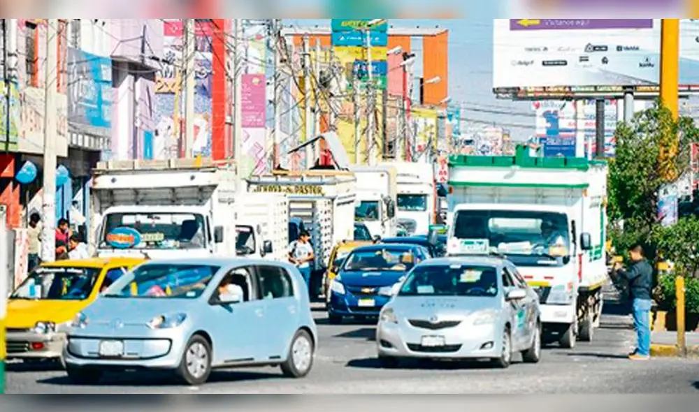 Transportistas de Arequipa no acatarán paro contra proyecto Tía María. Transportistas de Arequipa no acatarán paro contra proyecto Tía María.
