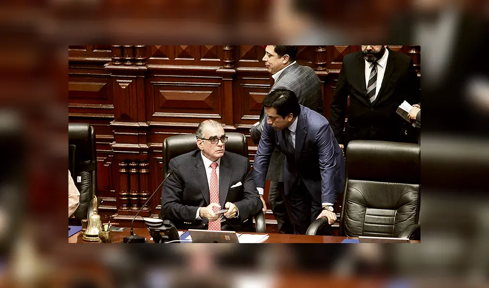 Temporal. Pedro Olaechea queda a cargo de la Comisión Permanente hasta que juren los nuevos parlamentarios. Temporal. Pedro Olaechea queda a cargo de la Comisión Permanente hasta que juren los nuevos parlamentarios.