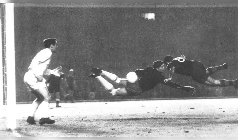 Evaristo de Macedo, el hombre que le puso fin a una generación, cumple 86 años  [VIDEO]