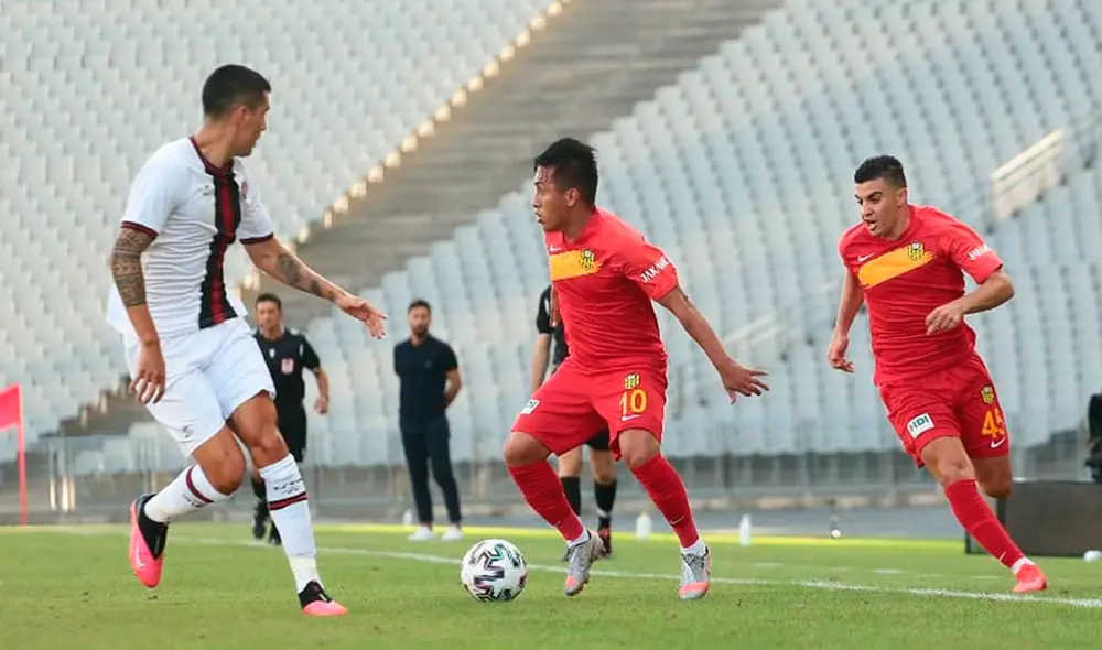 Christian Cueva disputó los 90 minutos con el Yeni Malatyaspor en la fecha 1 de la Superliga turca. (FOTO: YMSkulubu).