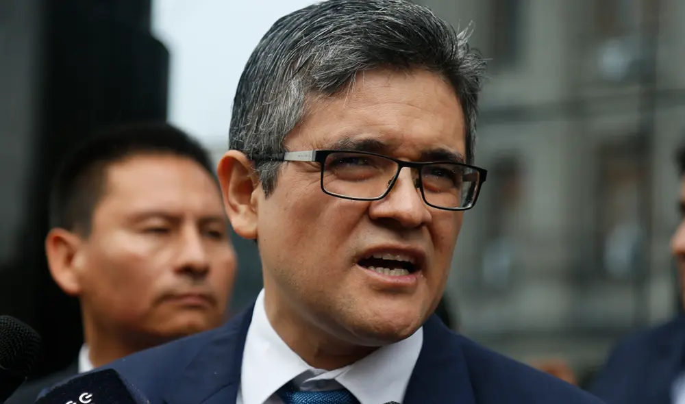 Fiscal José Domingo Pérez presentó el pedido de incautación del celular de Alan García. Foto: Mauricio Malca.