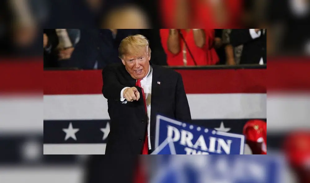 Donald Trump aprobó la medida que sigue a una serie de restricciones para que los inmigrantes dejen Estados Unidos. Foto: EFE