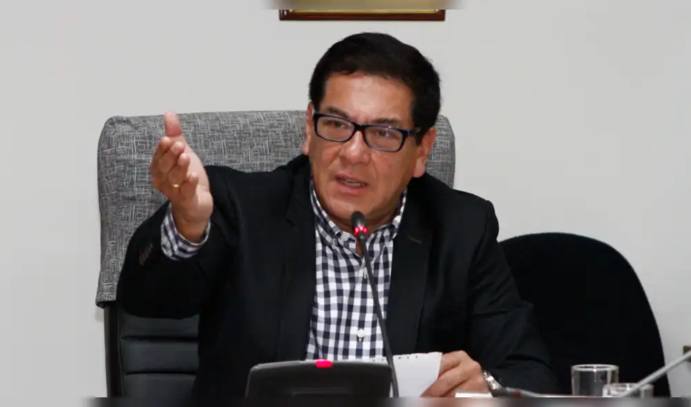 Fujimorista Gonzales: “Si me dice ‘qué lindo eres’, si fuera inmaduro, me le tiro con todo”